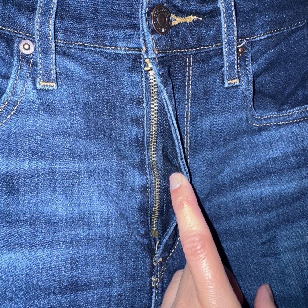 Levi’s 724 High Rise Straight Crop Jeans - Picture 3 of 8
